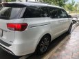 Kia VT250 2.2AT 2018 - Bán Kia Sedona 2.2AT sản xuất năm 2018, màu trắng