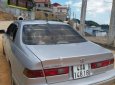 Toyota Camry GLi 2.2 1998 - Bán Toyota Camry Gli 1998 xe gia đình, 180 triệu