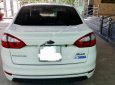 Ford Fiesta Titanium 2015 - Cần bán gấp Ford Fiesta Titanium năm 2015, màu trắng, giá chỉ 396 triệu