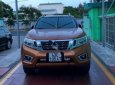 Nissan Navara VL 2.5 AT 4WD 2017 - Cần bán Nissan Navara VL 300 đời 2017, màu vàng, nhập khẩu nguyên chiếc, giá tốt