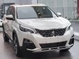Peugeot 5008 1.6 AT 2018 - Cần bán xe Peugeot 5008 1.6 AT sản xuất năm 2018, màu trắng, giá tốt