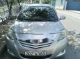 Toyota Vios 2010 - Bán ô tô Toyota Vios năm 2010, màu bạc xe gia đình