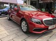 Mercedes-Benz E class E200 2018 - Bán ô tô Mercedes E200 năm 2018, màu đỏ, giá tốt