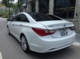 Hyundai Sonata 2.0 AT 2011 - Cần bán Hyundai Sonata 2.0 AT năm 2011, màu trắng, xe nhập, giá chỉ 590 triệu