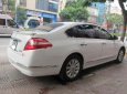 Nissan Teana 2.0 AT 2011 - Cần bán xe Nissan Teana 2.0 AT sản xuất năm 2011, màu trắng, xe nhập xe gia đình 