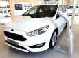 Ford Focus 2018 - Bán xe Ford Focus năm 2018, màu trắng, giá tốt