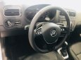 Volkswagen Polo AT 2018 - Bán Volkswagen Polo Hatchback giá tốt, giao toàn quốc, trả trước chỉ 150tr - 090.364.3659