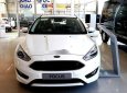 Ford Focus 2018 - Bán xe Ford Focus năm 2018, màu trắng, giá tốt