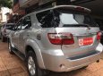 Toyota Fortuner 2.5 G 2011 - Bán Toyota Fortuner 2.5 G đời 2011, màu bạc xe gia đình, giá tốt