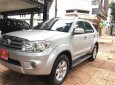 Toyota Fortuner 2.5 G 2011 - Bán Toyota Fortuner 2.5 G đời 2011, màu bạc xe gia đình, giá tốt