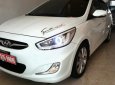 Hyundai Accent  1.4 AT  2014 - Cần bán gấp Hyundai Accent 1.4 AT đời 2014, xe đi hơn 2 vạn km chút, màu trắng, không đâm đụng