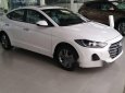 Hyundai Elantra  1.6 AT  2018 - Cần bán Hyundai Elantra 1.6 AT đời 2018, màu trắng, giá tốt