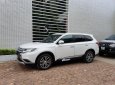 Mitsubishi Outlander 2.0 CVT Premium 2018 - Bán Mitsubishi Outlander 2.0 CVT Premium đời 2018, màu trắng