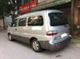 Hyundai Starex 2005 - Cần bán lại xe Hyundai Starex sản xuất năm 2005, màu bạc chính chủ