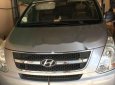 Hyundai Starex 2011 - Cần bán Hyundai Starex sản xuất 2011, màu bạc còn mới