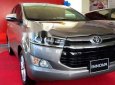 Toyota Innova 2018 - Cần bán xe Toyota Innova đời 2018, màu bạc, giá tốt