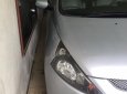 Mitsubishi Grandis 2.4 AT 2006 - Cần bán Mitsubishi Grandis 2.4 AT sản xuất năm 2006, màu bạc giá cạnh tranh