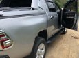 Toyota Hilux 2016 - Bán ô tô Toyota Hilux năm 2016, màu bạc, xe nhập, 735 triệu