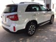 Kia Sorento GAT 2.4 2016 - Bán xe Kia Sorento GAT 2.4 2016, màu trắng, nhập khẩu chính chủ, 745 triệu