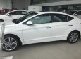 Hyundai Elantra 2018 - Bán Hyundai Elantra 2018 giá tốt