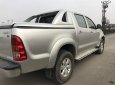 Toyota Hilux G 2010 - Bán xe Toyota Hilux 3.0 hai cầu 2010 màu bạc, xe ít đi còn rất mới