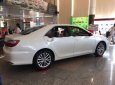 Toyota Camry  2.0E 2018 - Bán xe Toyota Camry 2.0E năm sản xuất 2018, màu trắng, giá chỉ 250 triệu