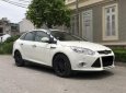 Ford Focus  2.0Titanium 2014 - Bán Ford Focus 2.0Titanium sản xuất năm 2014, màu trắng 