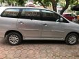 Toyota Innova 2.0E 2013 - Bán xe Toyota Innova 2.0E đời 2013, màu bạc