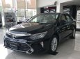 Toyota Camry  2.5Q 2018 - Bán Toyota Camry 2.5Q giảm giá tốt, khuyến mại tặng bảo hiểm thân vỏ xe, tặng phụ kiện chính hãng