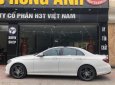 Mercedes-Benz E class E300 AMG 2017 - Bán xe Mercedes E300 AMG sản xuất 2017, màu trắng