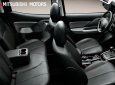 Mitsubishi Triton 2017 - Cần bán gấp Mitsubishi Triton năm sản xuất 2017, màu đỏ
