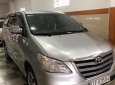 Toyota Innova 2.0E 2016 - Bán Toyota Innova 2.0E sản xuất 2016, màu bạc xe gia đình