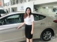 Hyundai Elantra GLS 2018 - Bán xe Hyundai Elantra GLS đời 2018, màu kem (be) hỗ trợ ngân hàng tới 80%