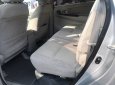 Toyota Innova E 2014 - Nhà cần thanh lý Innova 2014, số sàn màu bạc cọp