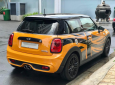 Mini Cooper 2014 - Cần bán xe Mini Cooper sản xuất năm 2014, màu vàng, xe nhập