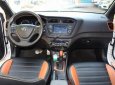 Hyundai i20 Active 1.4 AT 2016 - Cần bán gấp Hyundai i20 Active 1.4 AT sản xuất 2016, màu trắng, nhập khẩu chính chủ, 575tr