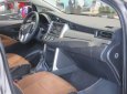 Toyota Innova   E  2018 - Cần bán xe Toyota Innova E sản xuất 2018, màu xám, giá chỉ 713 triệu