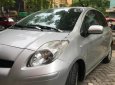 Toyota Yaris 1.3 2009 - Bán Toyota Yaris 1.3 năm 2009, màu bạc, xe nhập chính chủ giá cạnh tranh