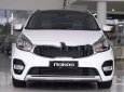 Kia Rondo   GAT  2018 - Cần bán xe Kia Rondo GAT sản xuất năm 2018, màu trắng, giá tốt 