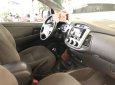 Toyota Innova 2013 - Bán xe Toyota Innova năm 2013, màu bạc số sàn, giá 580tr