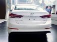 Hyundai Elantra 2018 - Bán ô tô Hyundai Elantra đời 2018, màu trắng giá cạnh tranh