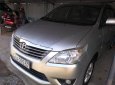 Toyota Innova 2012 - Bán xe Toyota Innova 2012, màu bạc, giá chỉ 530 triệu