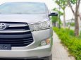 Toyota Innova E MT 2016 - Cần bán Toyota Innova E MT năm 2016, màu bạc