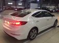 Hyundai Elantra 2018 - Bán ô tô Hyundai Elantra đời 2018, màu trắng giá cạnh tranh