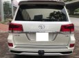 Toyota Land Cruiser 2016 - Cần bán Toyota Land Cruiser VXR sản xuất năm 2016, màu trắng, xe nhập