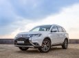 Mitsubishi Outlander 2018 - Bán Outlander giá tốt tại Đà Nẵng, hỗ trợ vay nhanh, xe đủ màu. LH Quang: 0905.59.60.67, tư vấn 24/7