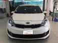 Kia Rio 1.4AT 2015 - Bán Kia Rio 1.4AT sản xuất 2015, màu trắng, nhập khẩu nguyên chiếc giá cạnh tranh