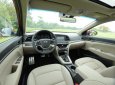 Hyundai Elantra 2018 - Bán ô tô Hyundai Elantra đời 2018, màu trắng giá cạnh tranh