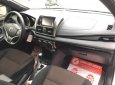 Toyota Yaris 1.3G 2015 - Bán xe Toyota Yaris 1.3G sản xuất năm 2015, màu trắng, xe nhập chính chủ, 590 triệu