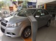 Chevrolet Aveo MT 2018 - Cần bán xe Chevrolet Aveo LT sản xuất 2018, màu bạc, giảm 60 triệu - trả trước 80 triệu nhận xe